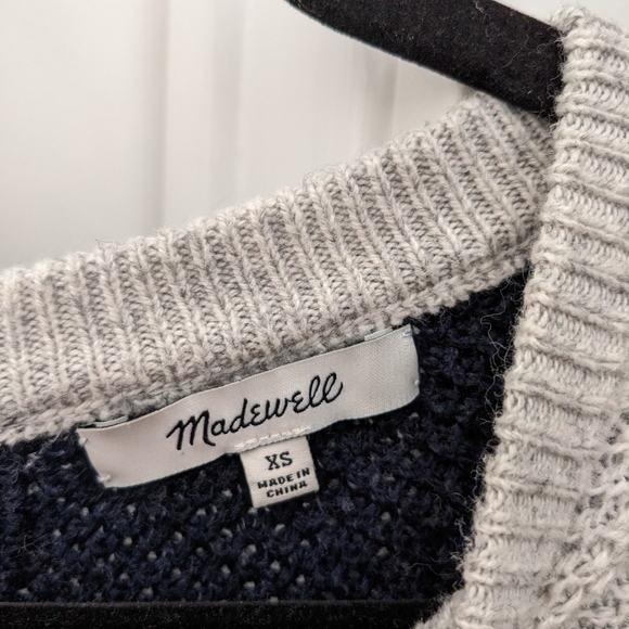 Madewell Backroad Button-Back Sweater in Colorblock - Picture 6 of 9